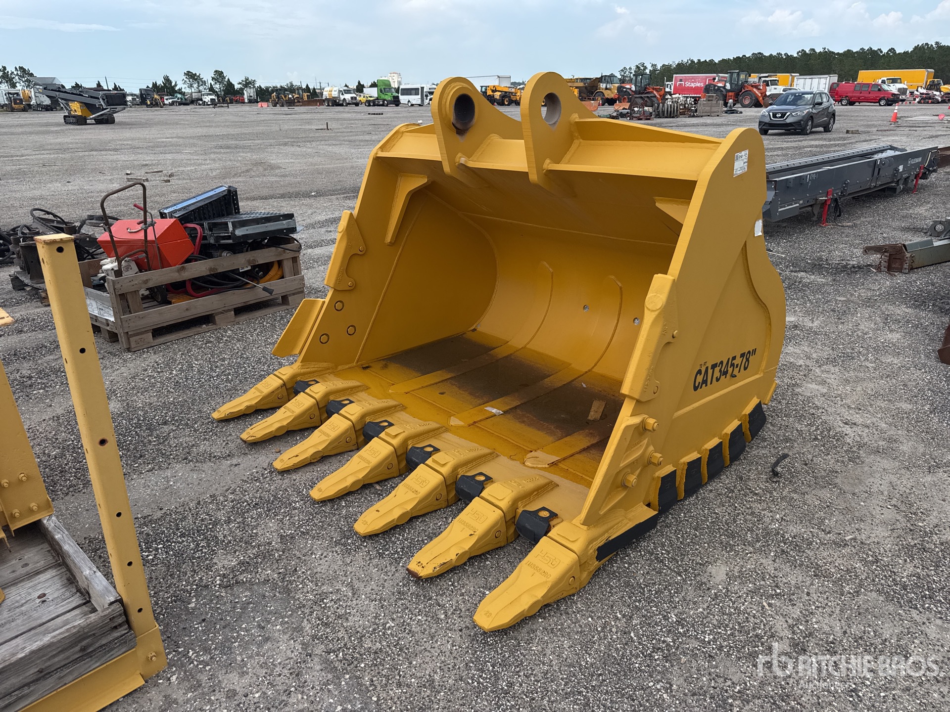2024 DLK BKT34578HD 73 in Digging Excavator Bucket - Fits 40-55 tons (Unused)