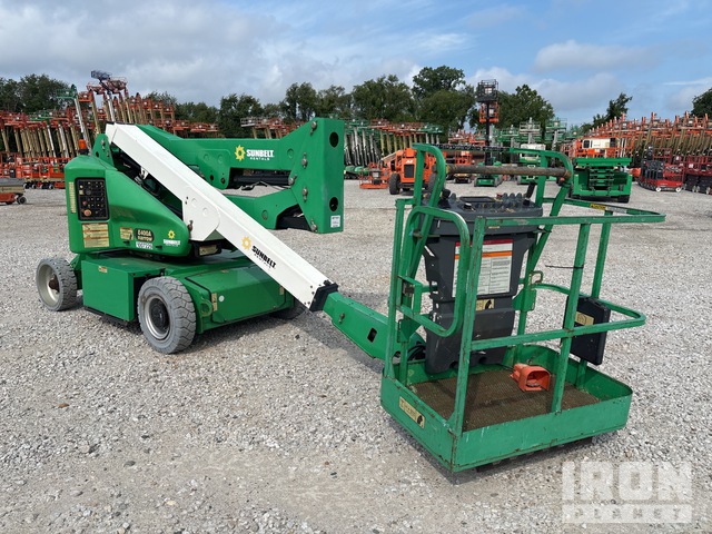 ELEVADOR ARTICULADO 2017 JLG E400AN