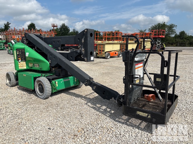ELEVADOR ARTICULADO 2016 JLG E400AN