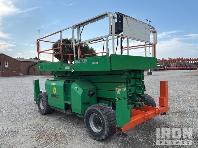 ELEVADOR TIJERA 2015 JLG 4394RT
