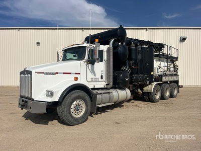 Cusco on 2013 Kenworth T800 8x6 Vacuum Excavator Truck