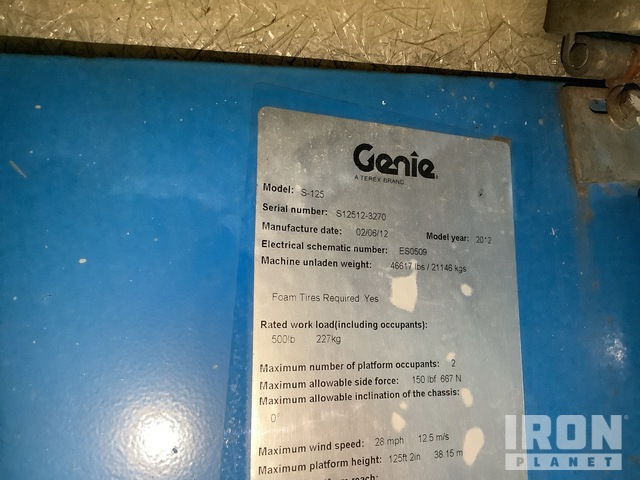 ELEVADOR TELESCóPICO 2012 GENIE 4WD S125
