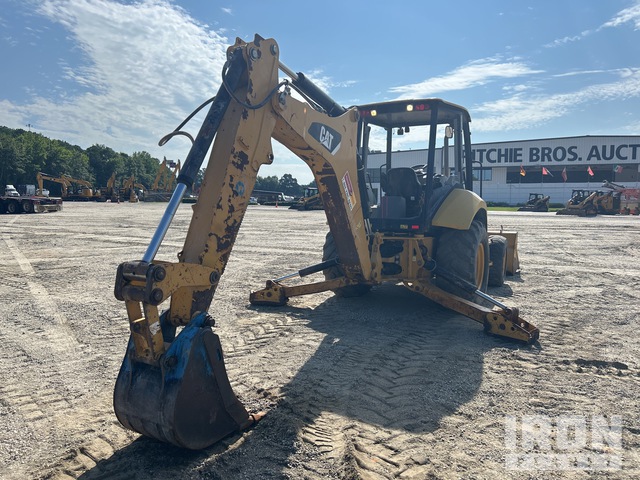 RETROEXCAVADORA 2016 CATERPILLAR 415F2
