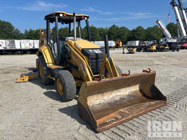 RETROEXCAVADORA 2016 CATERPILLAR 415F2