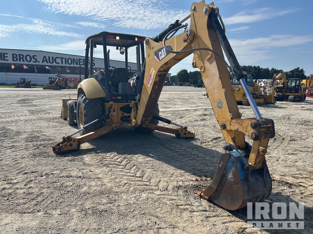 RETROEXCAVADORA 2016 CATERPILLAR 415F2
