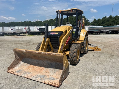 2017 Cat 415F2 4x4 Koparko-ładowarka