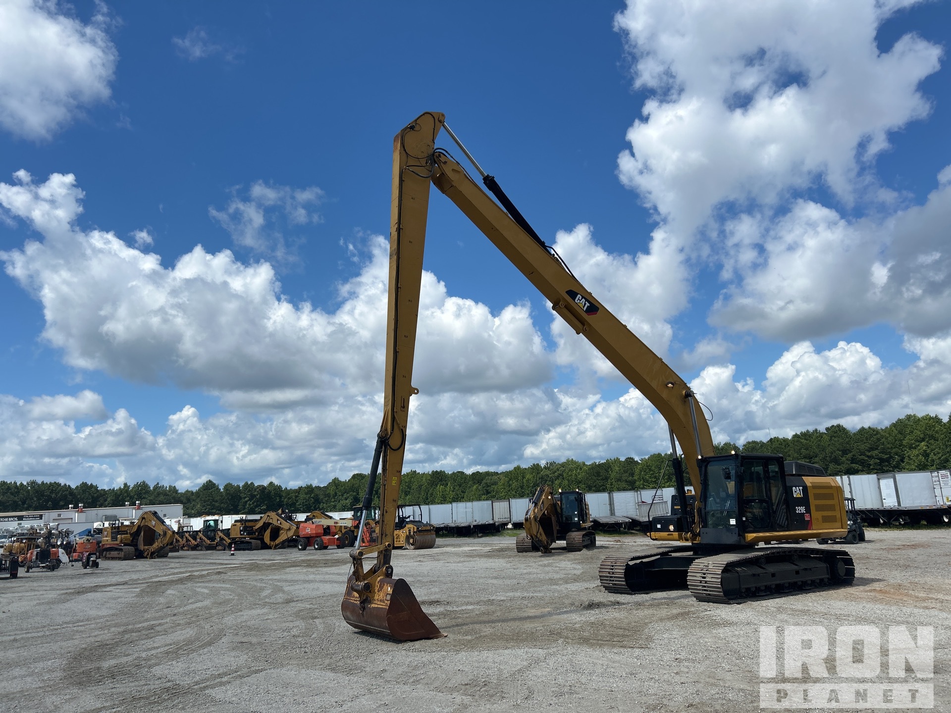 2012 Cat 329E L Long Reach Excavatrice sur chenilles