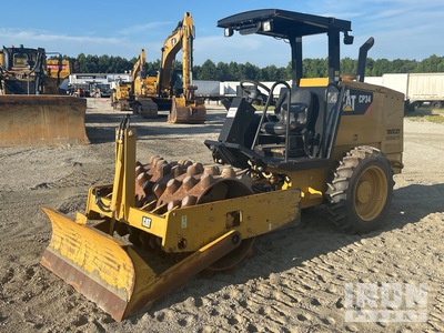 2019 (unverified) Cat CP34 Padfoot Drum Compactor