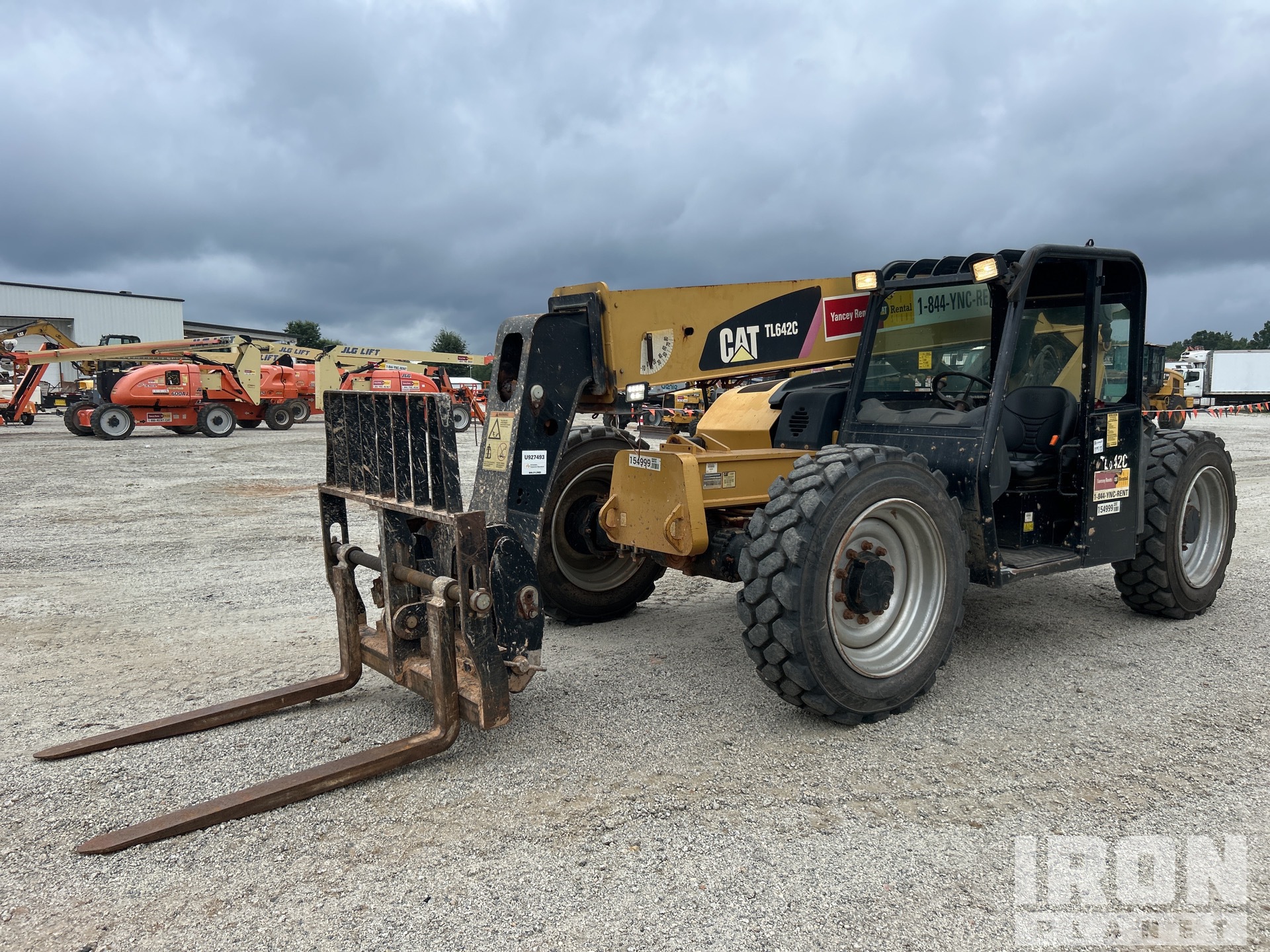 2014 Cat TL642C Chariot élévateur télescopique