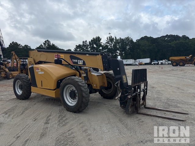 MANIPULADOR 2016 CATERPILLAR