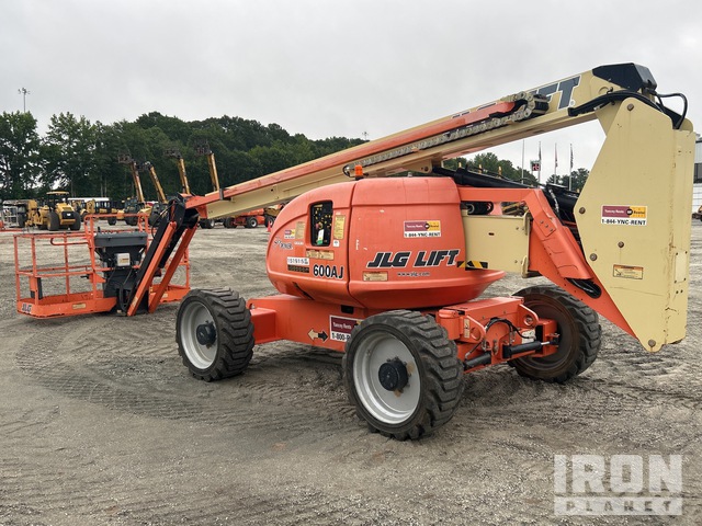 ELEVADOR ARTICULADO 2008 JLG 4WD 600AJ