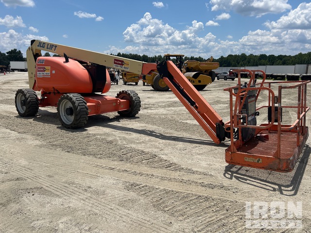 ELEVADOR ARTICULADO 2011 JLG 4WD 600AJ