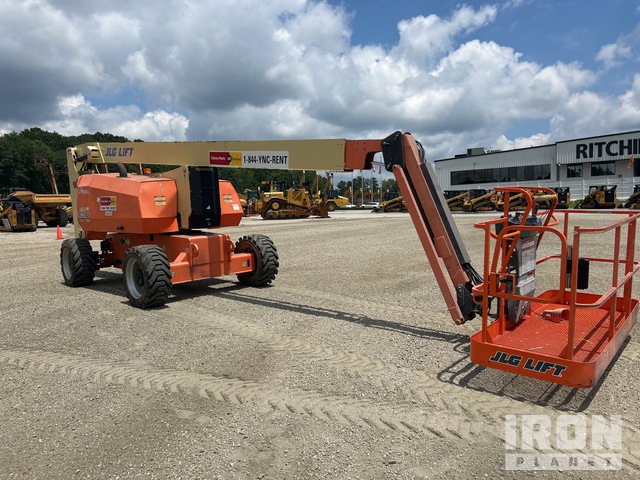 ELEVADOR ARTICULADO 2018 JLG 4WD 800AJ