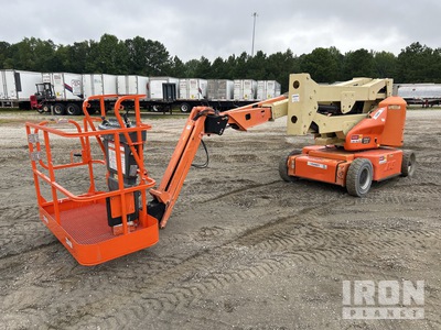 2008 JLG E400AJPN 2WD Electric Articulating Boom Lift