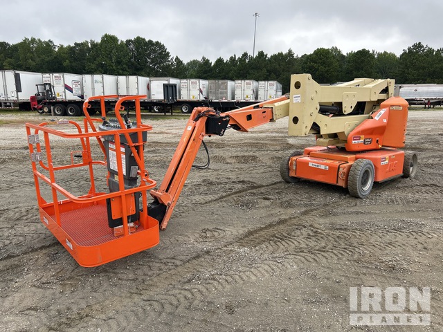 ELEVADOR ARTICULADO 2008 JLG E400AJPN
