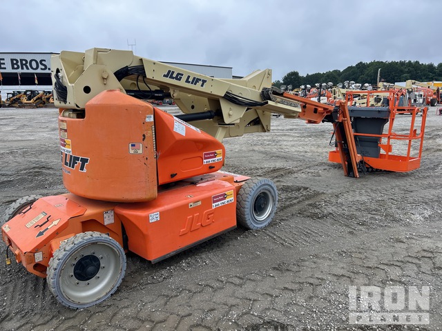 ELEVADOR ARTICULADO 2008 JLG E400AJPN