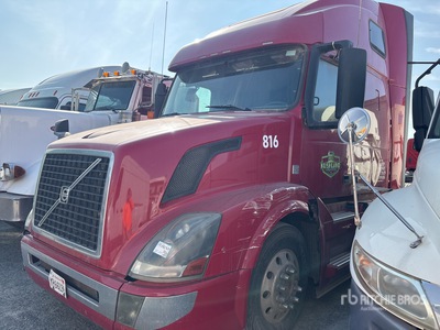 2017 Volvo VNL 6x4 Cabeza Tractora Cabina Dormitorio