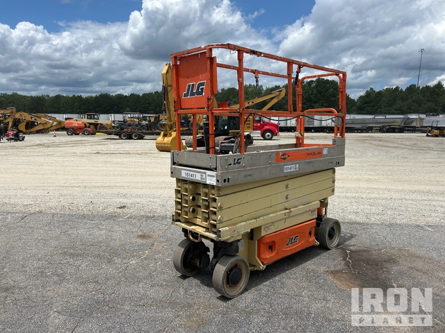 ELEVADOR TIJERA 2010 JLG 2630ES