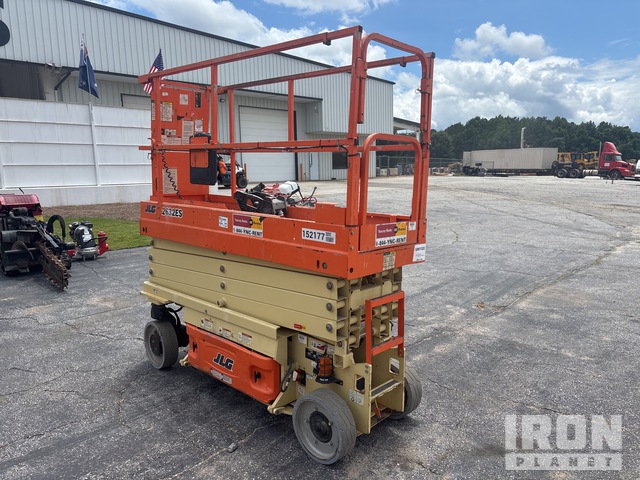 ELEVADOR TIJERA 2017 JLG 2632ES
