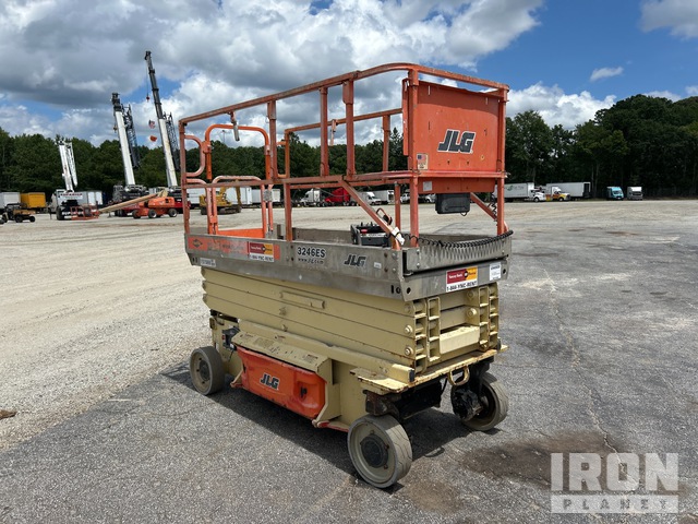 ELEVADOR TIJERA 2006 JLG 3246ES