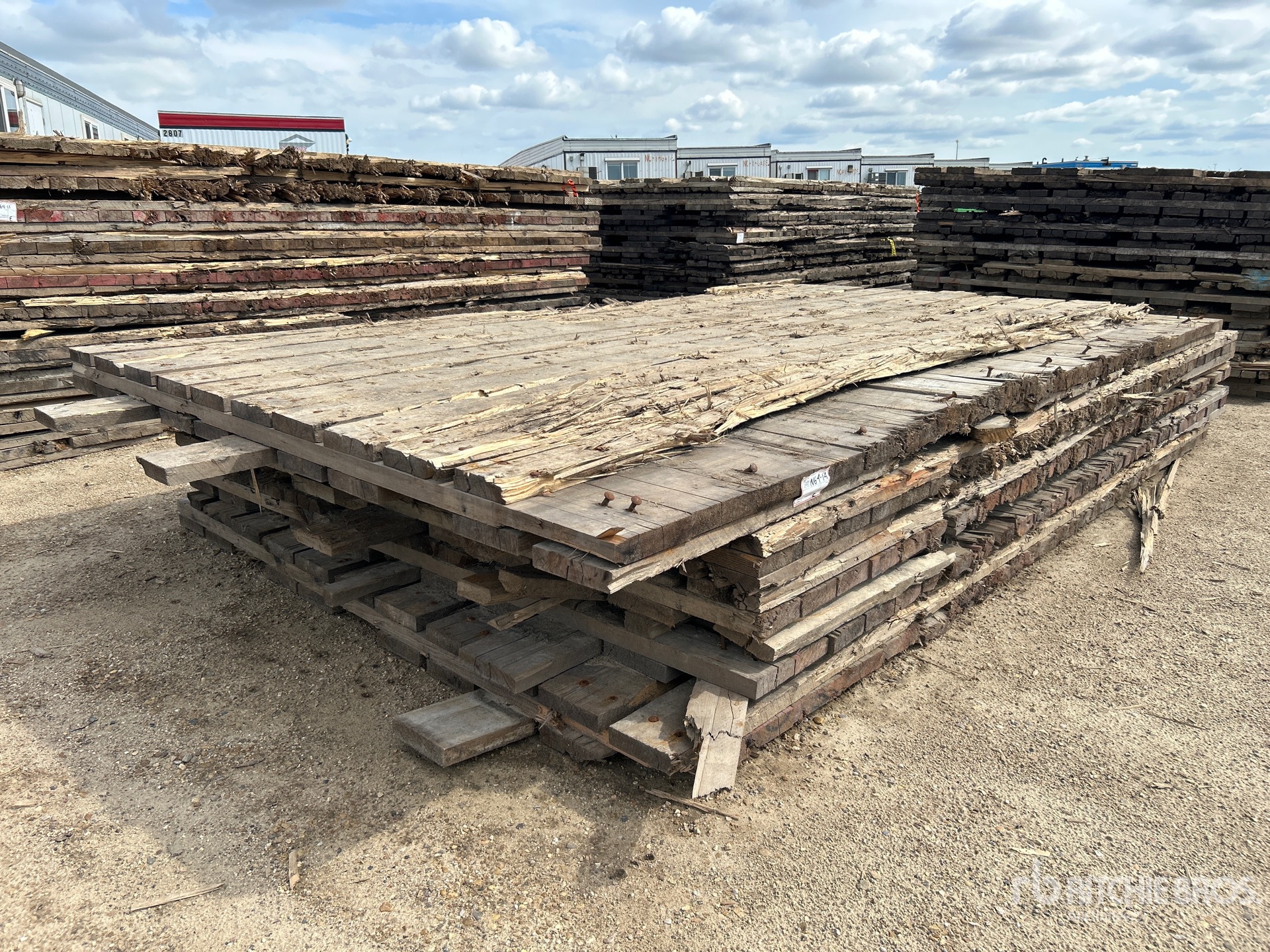 Quantity of 8 ft x 14 ft Kranmatratzen