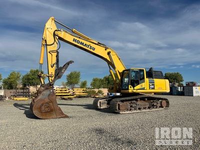 2018 Komatsu PC490LC-11 Tracked Excavator