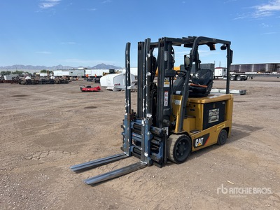 Cat EC30N2 6000 lb Electric Forklift