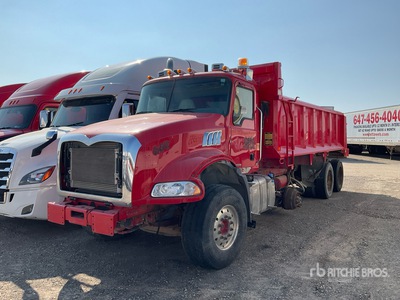 2023 Mack Granite 8x4 Camion à benne basculante Tridem (Inoperable)