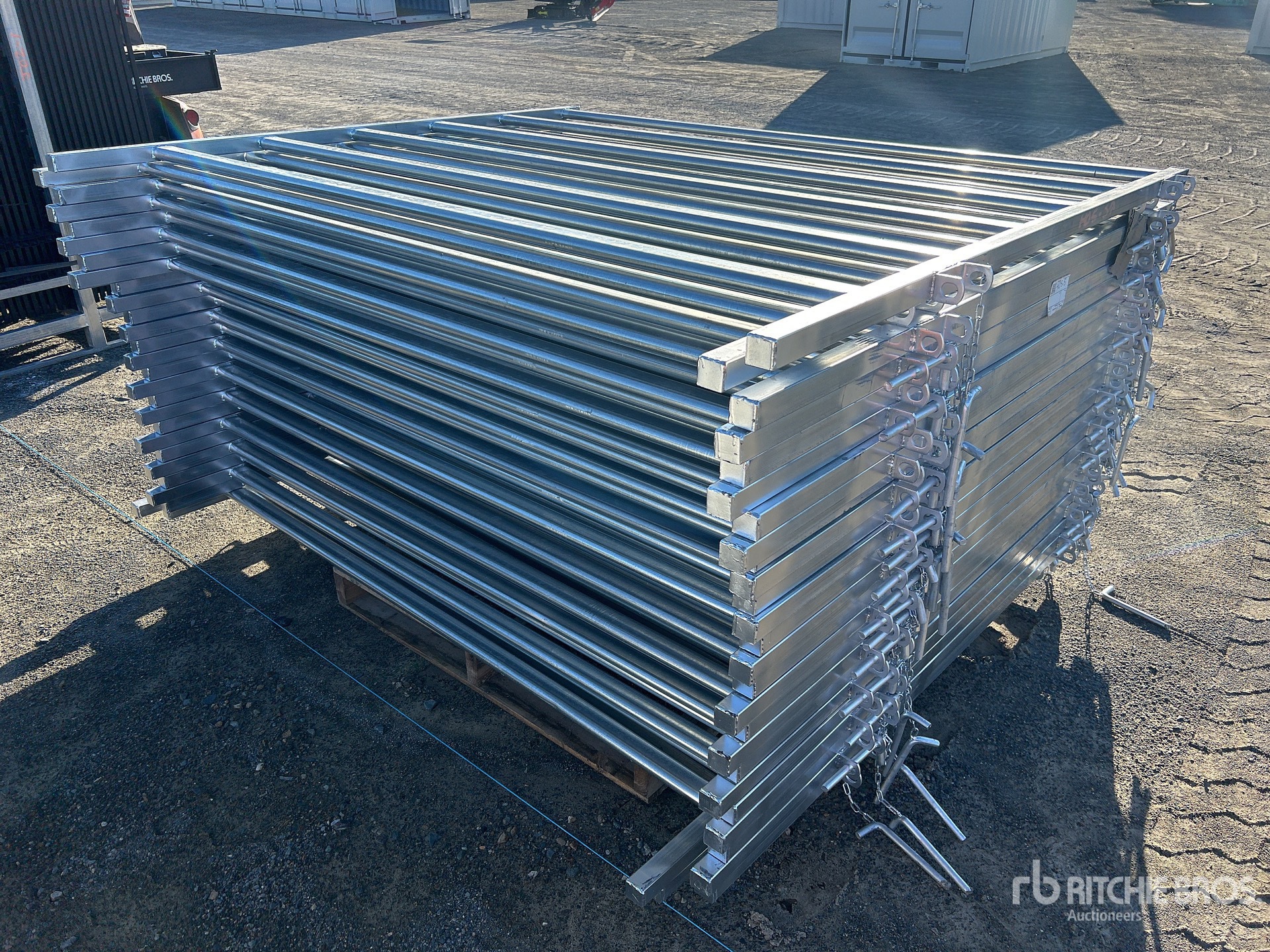 Quantity of (27) BYT 2.1 m x 1.8 m Galvanised Panneau pour bétail (Unused)