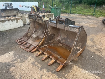 Quantity of (3) Titan Digging Łyżka do koparki