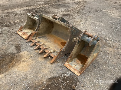 Quantity of (3) Mixed Digging Baggerlöffel