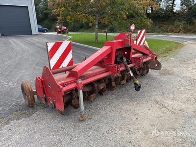 2003 Howard R600S-305-F/R 3.05 m 3-Point Fraise Rotative محراث أسطواني