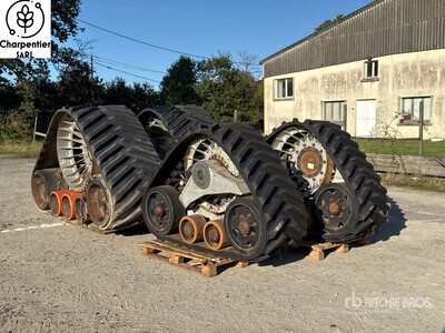 2011 Tidue Amfibios Qte De Chenilles Qty Of Tracks - 2 Front of 2013 and 2 Rear of 2011