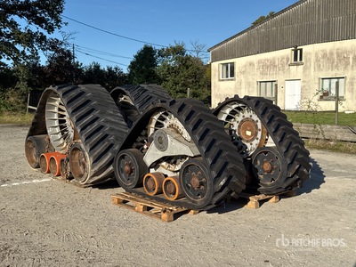2011 Tidue Amfibios Qte De Chenilles Qty Of Tracks - 2 Front of 2013 and 2 Rear of 2011