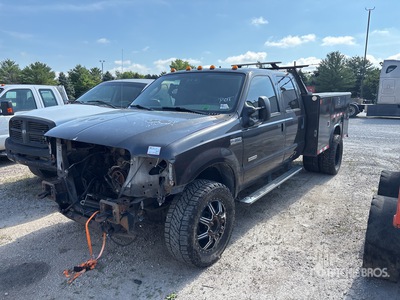 2005 Ford F-350 Utility Truck