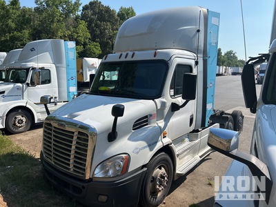 2018 Freightliner Cascadia 113 CNG 6x4 T/A Day Cab Truck Tractor (Inoperable)