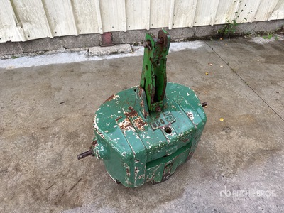 Easymass 900 kg Counter Weight Contre Poids ملحق زراعي