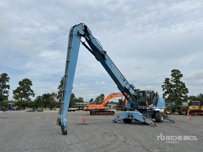 2010 Fuchs MHL360 Wheel Material Handler