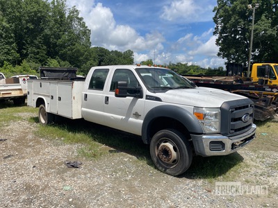 2016 Ford F-450 XL 4x2 Crew Cab Service Truck