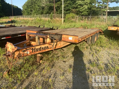 1999 Hudson 10 Ton Trailer T/A 24 ft deck with ramps
