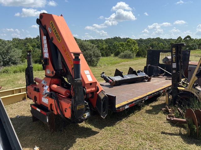2015 Palfinger PK 33002-EH Knuckle Boom Crane Mounted on 21 ft Flat Bed