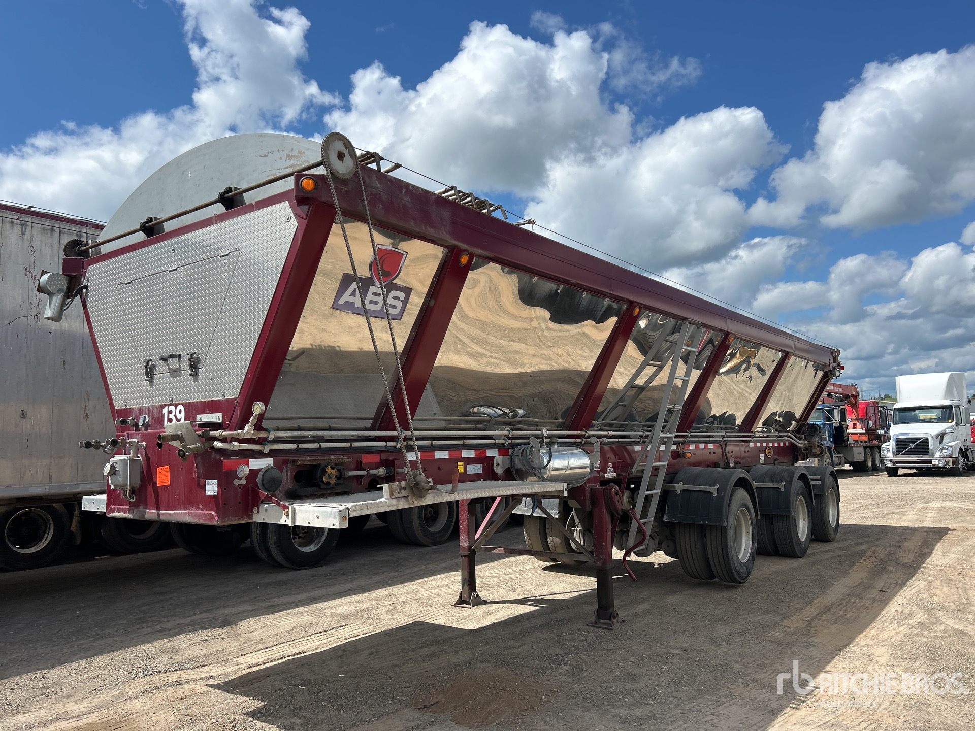 2021 ABS 38 ft Tri/A Live Bottom Trailer