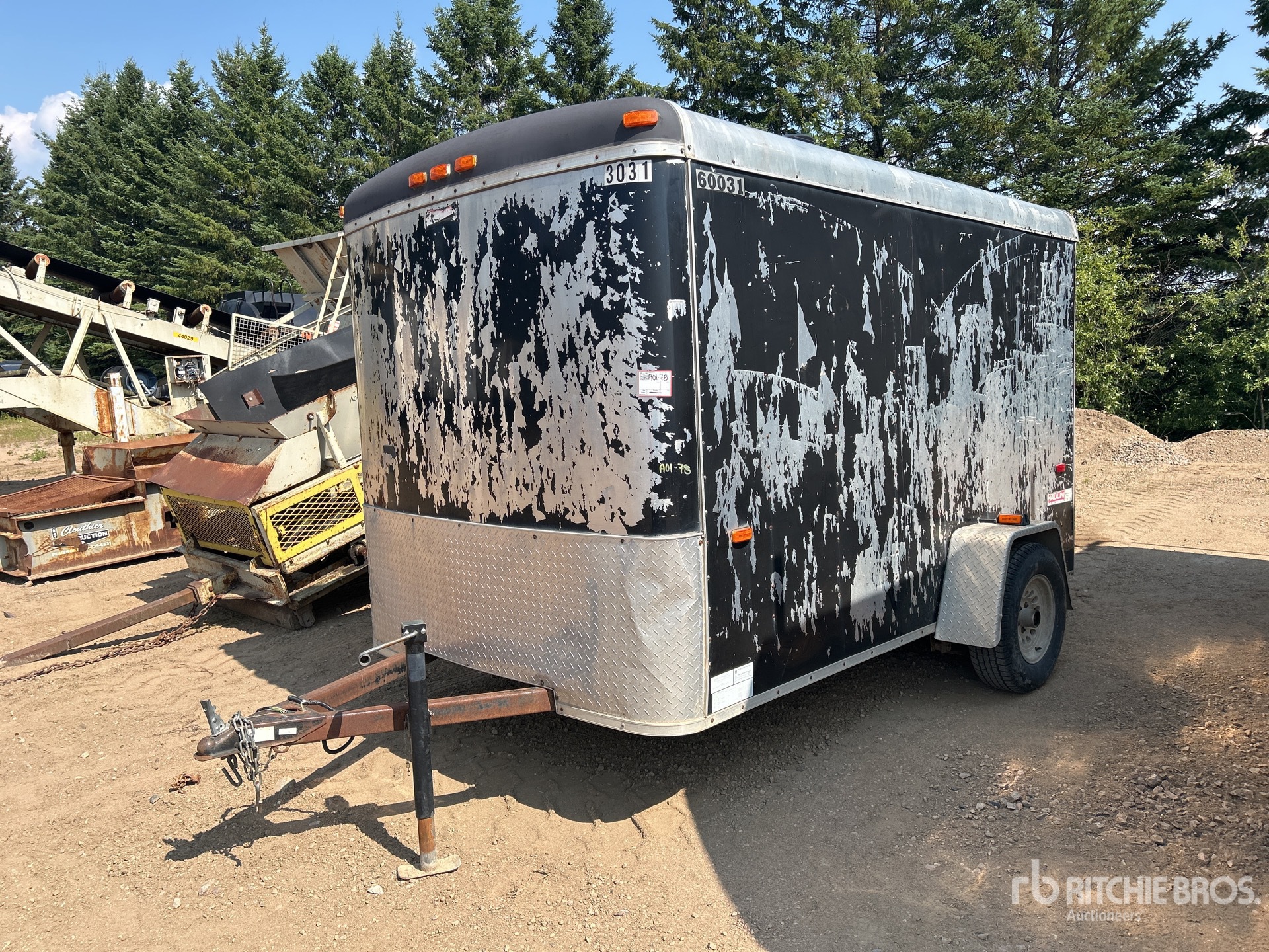 2009 Forest River 10 ft S/A Enclosed Trailer