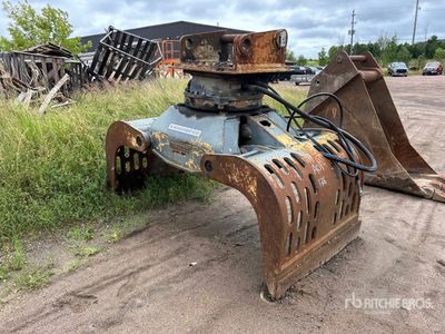 Kinshofer 88 in Rotating Excavator Grapple
