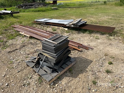 Quantity of Steel and Aluminum Walkway Grating (Unused)