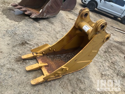 Cat 24 in Digging Excavator Bucket - Fits Cat 315B (Unused)