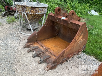 Geith 48 in Digging Excavator Bucket