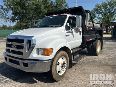 2005 Ford F-650 XLT 4x2 S/A Dump Truck