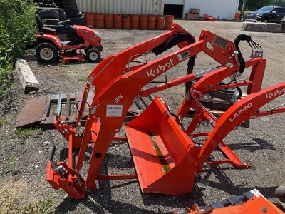 2023 Kubota LA535 Front Loader Attachment (Inoperable)