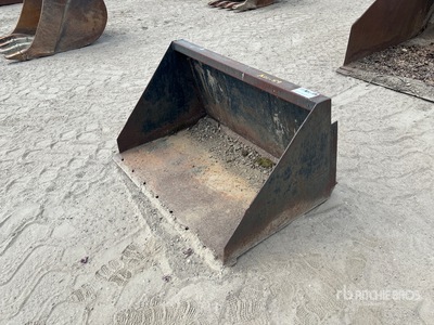 44 in General Purpose Skid Steer Bucket
